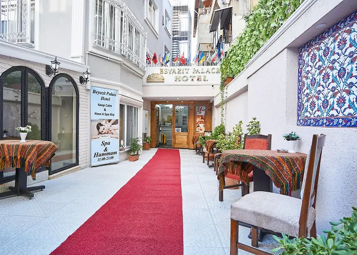 Beyazit PalaceAlbergo